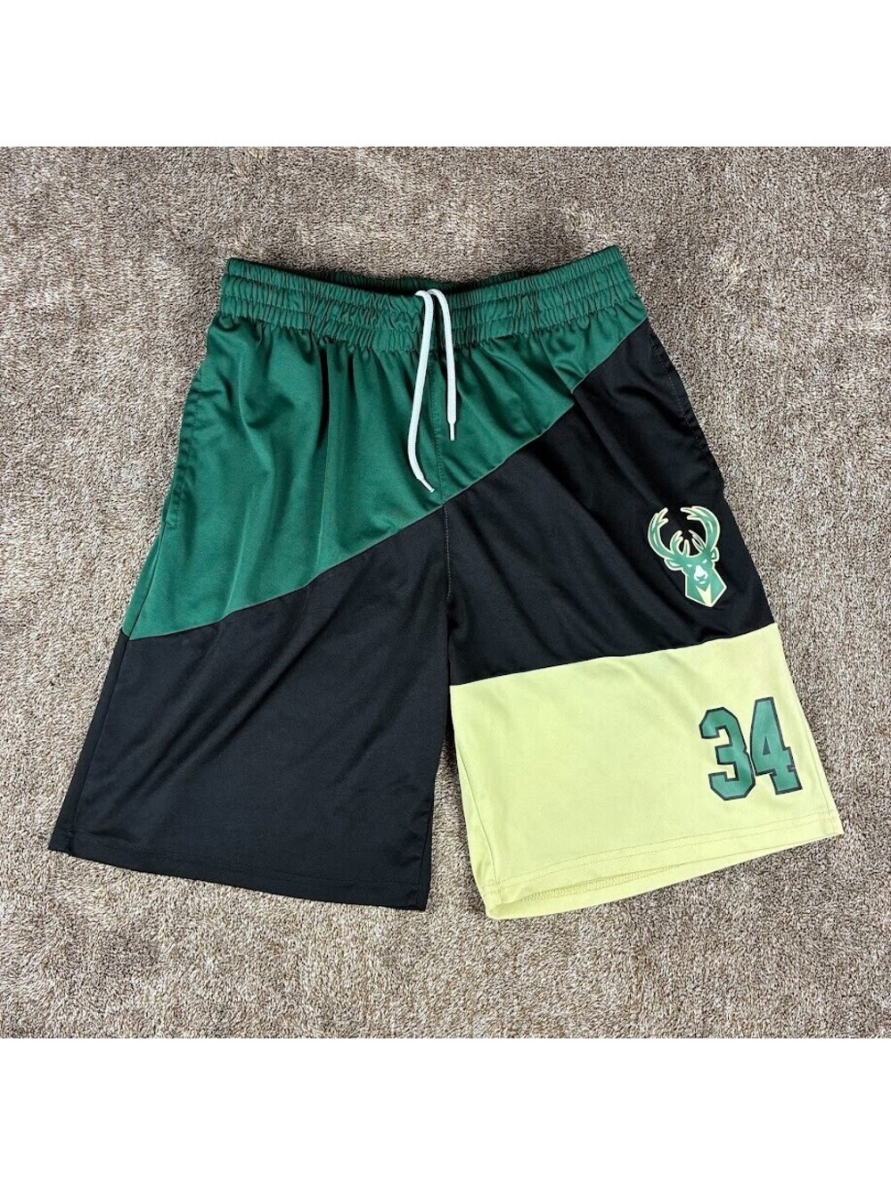 NBA Basketball #34 Milwaukee Bucks Shorts Mens Size XLarge